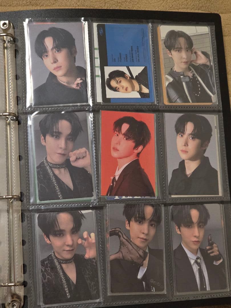 ATEEZ ユノ トレカ