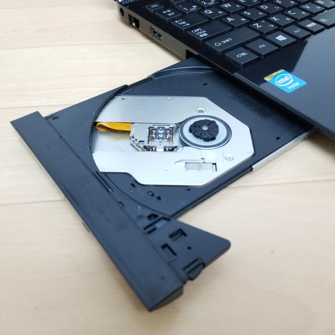 新品SSD Blu-ray搭載 即使用可ノートPC TOSHIBA (E1762
