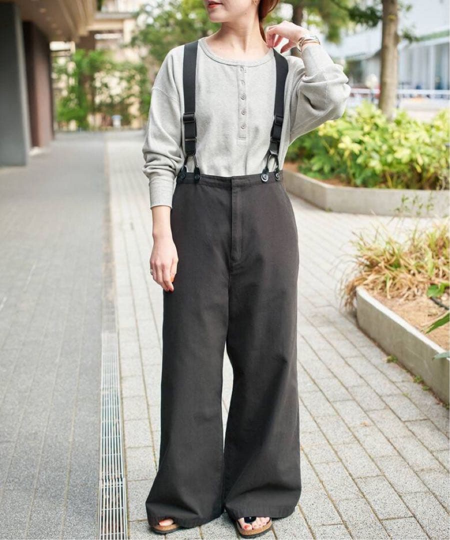 最終お値下げ【新品未使用】スピックアンドスパン　サスペンダー付きワーカーパンツ