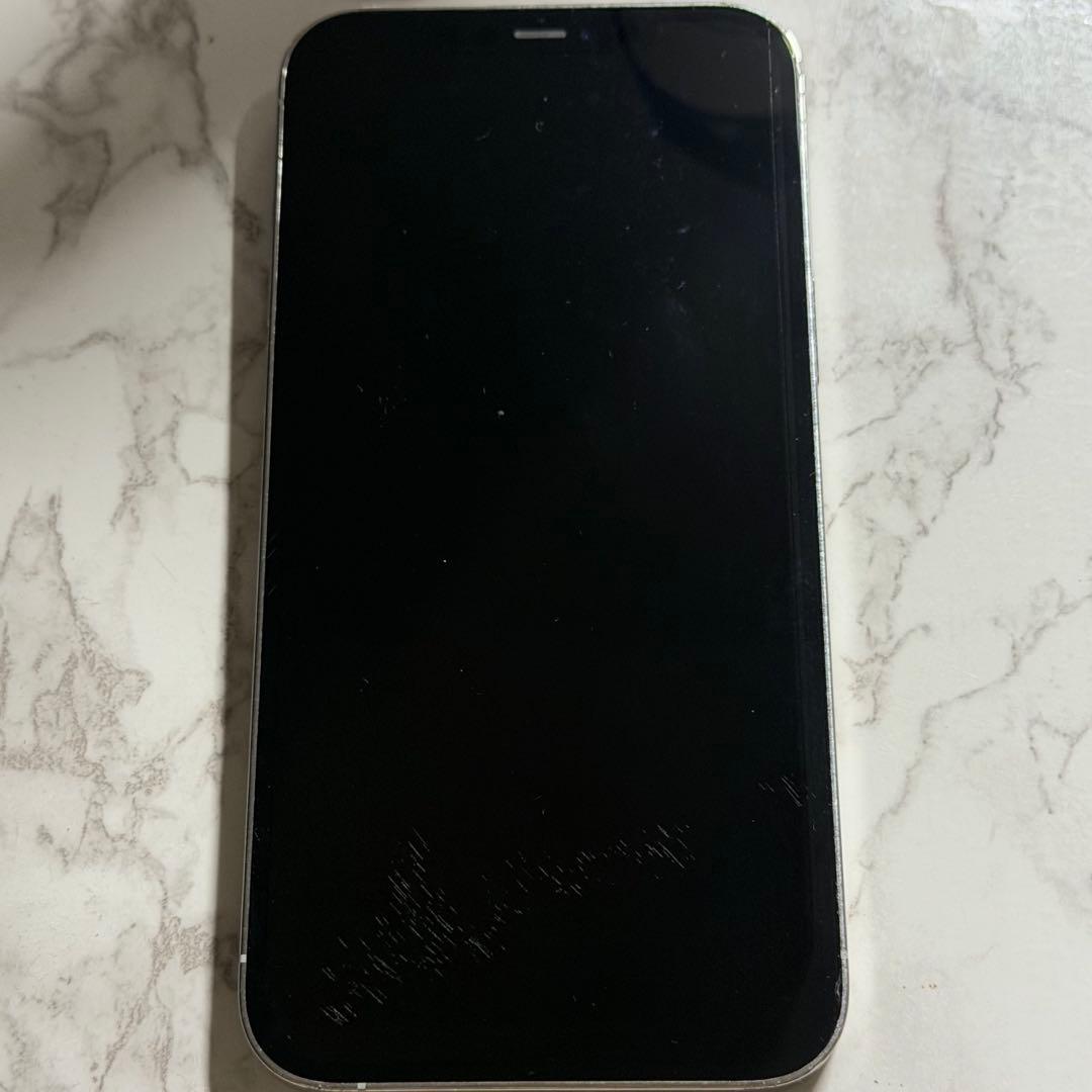 iPhone12pro max シルバー　256GB