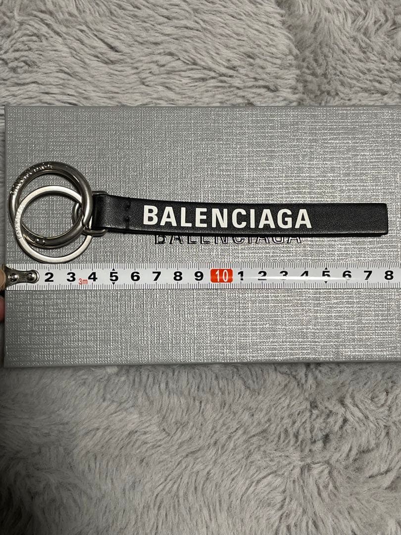 BALENCIAGA レザーキーリング