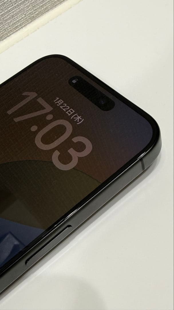 【美品】iPhone15 Pro Max 512GB ブラック SIMフリー