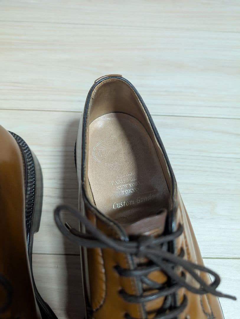 チャーチ　シャノン　サンダルウッド　60F