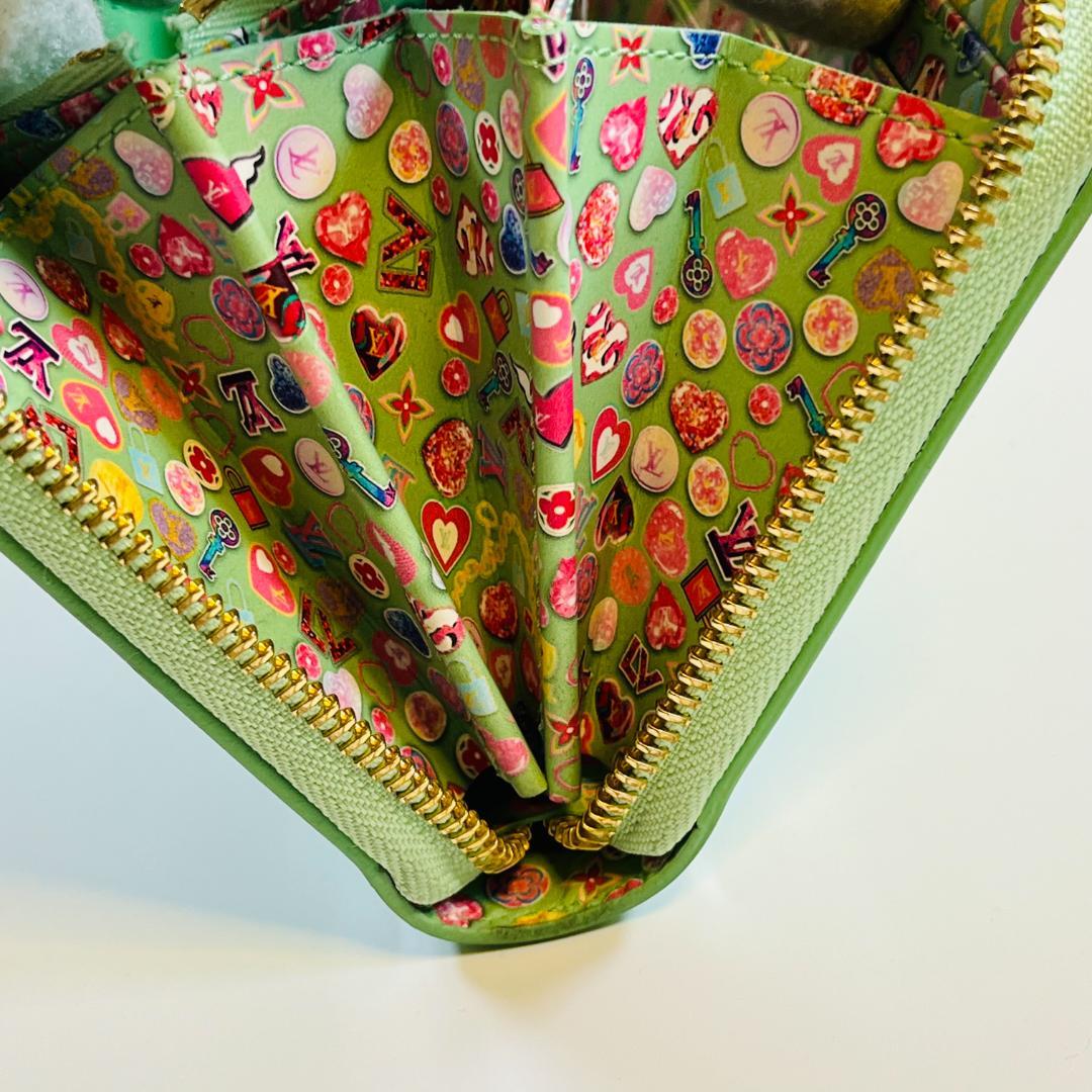 【美品】ルイヴィトン M82065 ヴェルニ ジッピー ウォレット 長財布