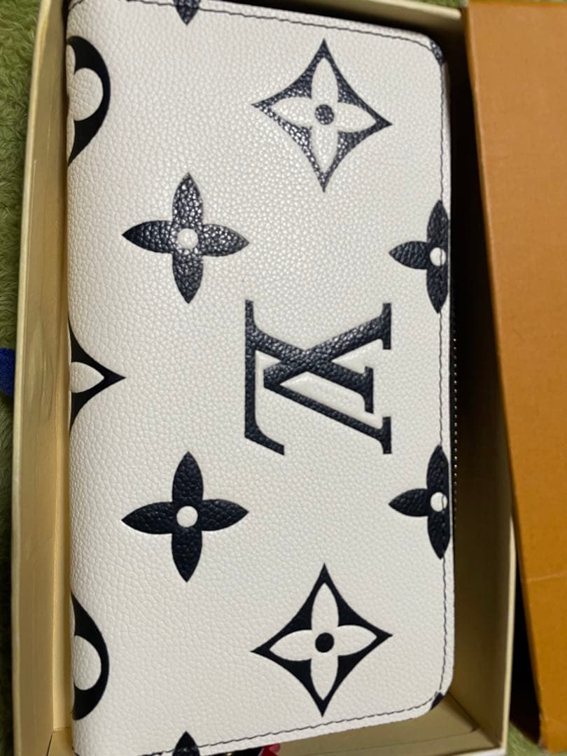 ★*★様 Louis Vuitton モノグラム 長財布 ホワイト/ブラック