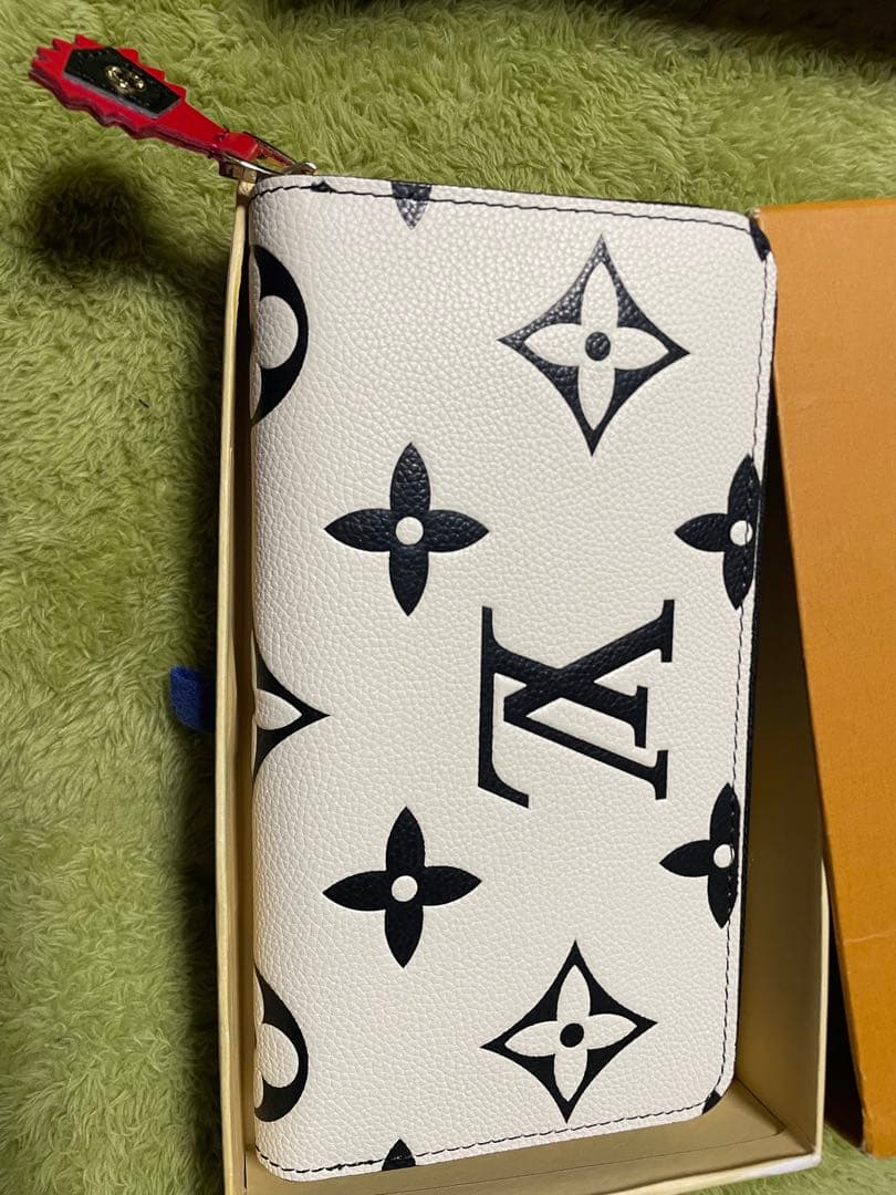 ★*★様 Louis Vuitton モノグラム 長財布 ホワイト/ブラック