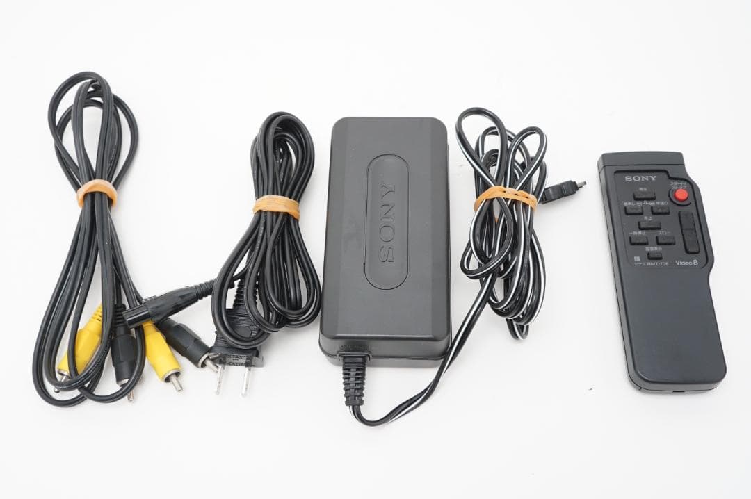 ＜動作品＞SONY CCD-TR290 Hi8 ビデオカメラ