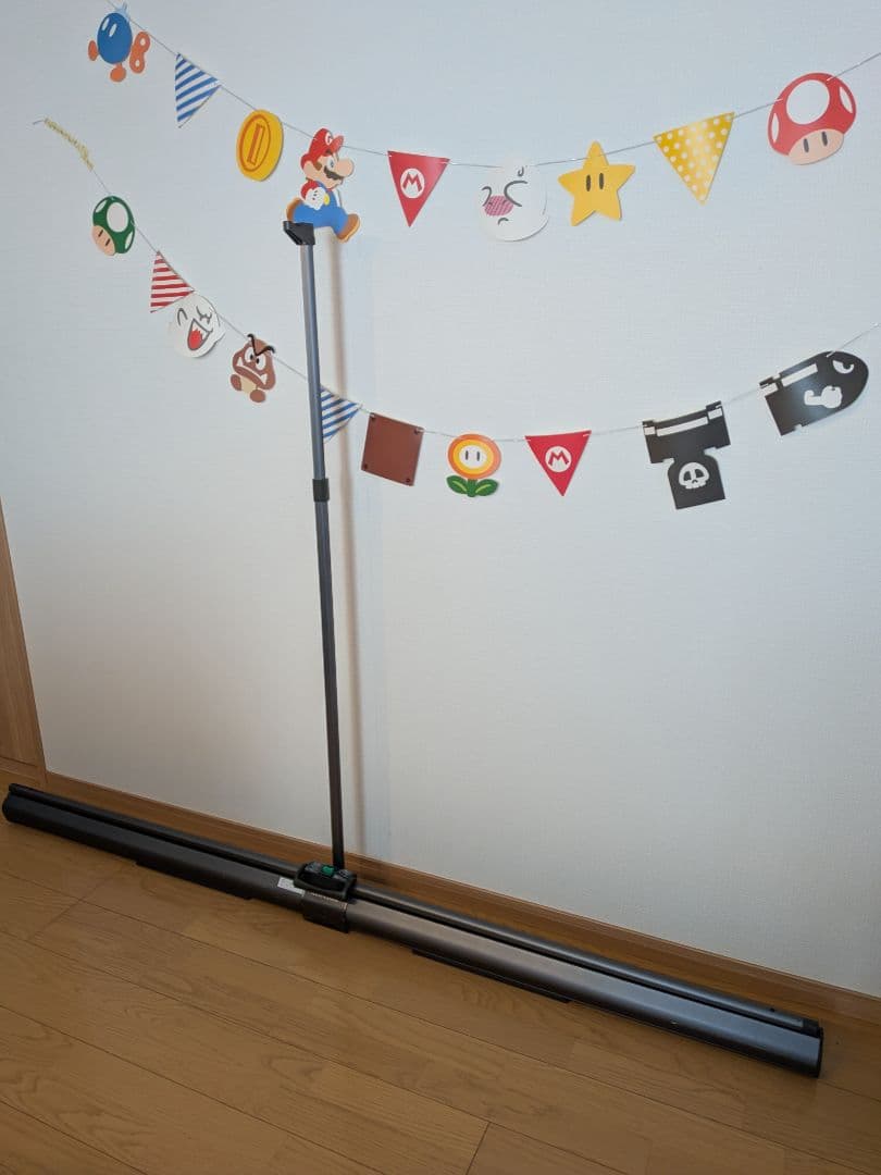 IZUMICOSMO　自立型スクリーン　プロジェクター