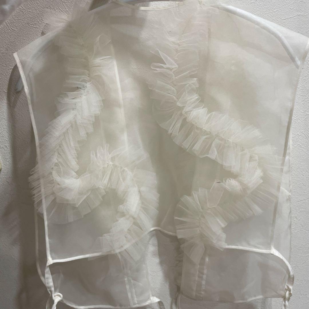 ＜MARGE × 6(ROKU)＞TULLE SHORT GILET/ジレ　白