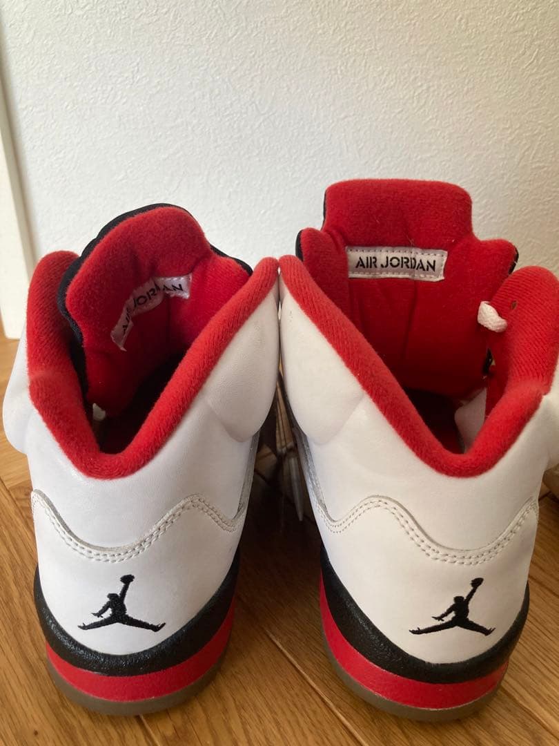 ナイキ GS エアジョーダン5 レトロ \"ファイヤーレッド