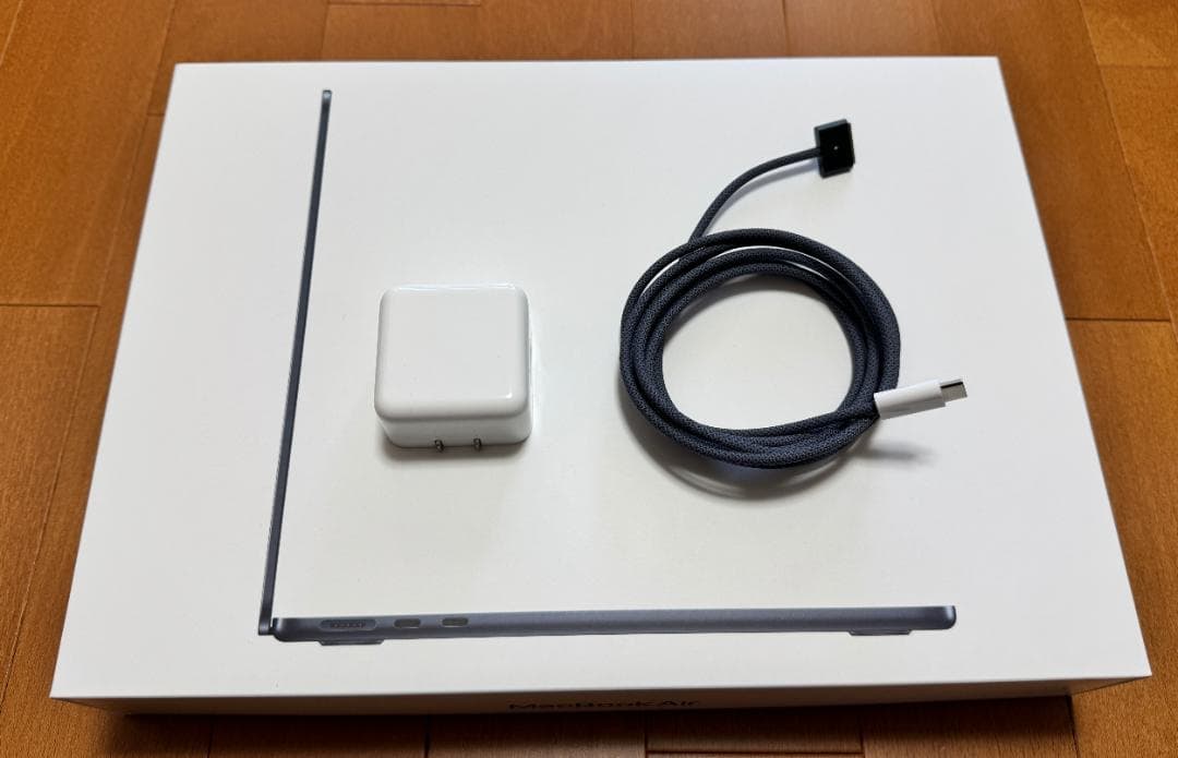 MacBook Air M2 13インチ ミッドナイト