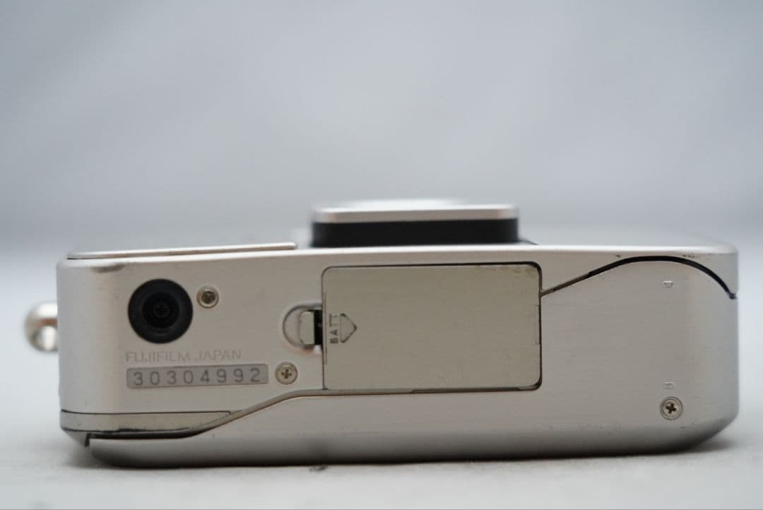 フジフィルム ティアラ Ⅱ 28㎜ F=1:3.5 大人気フィルムカメラ 現状品