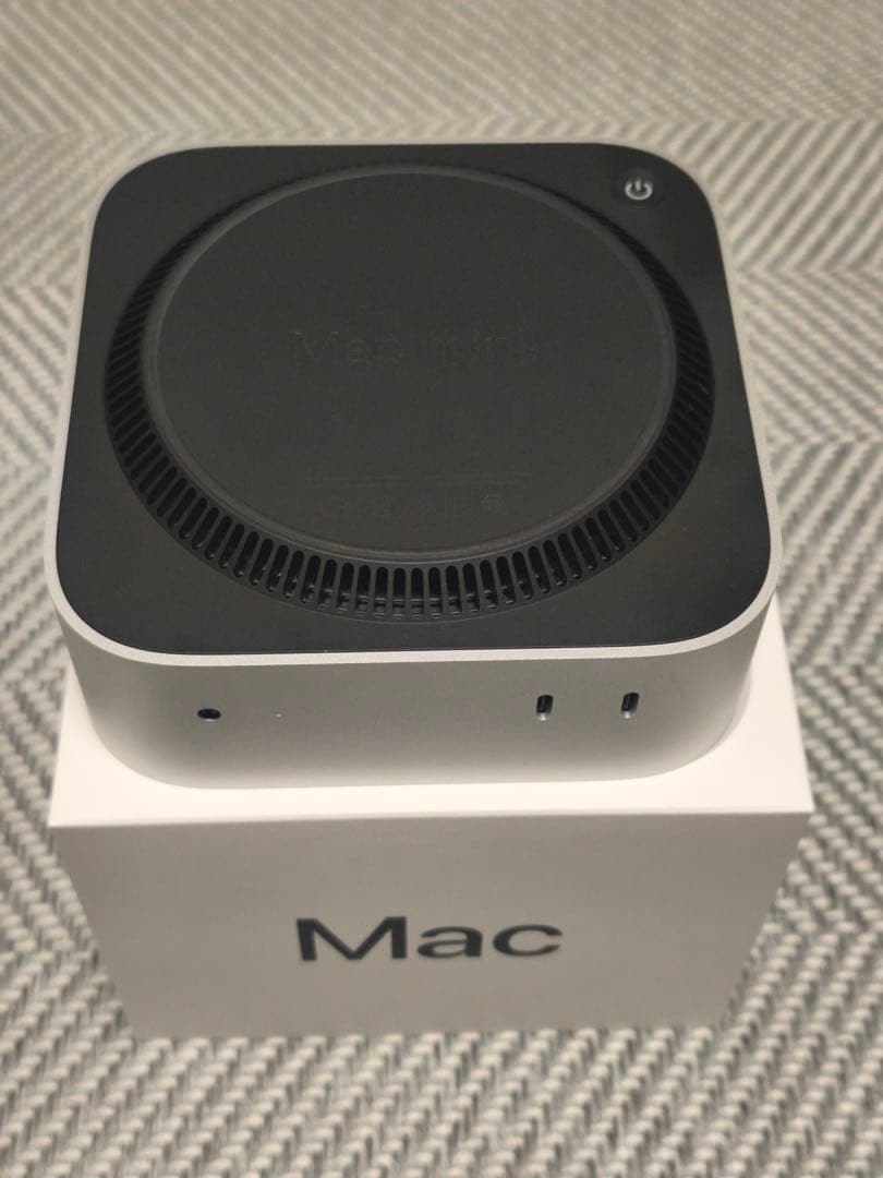 シント　【美品】Apple Mac mini M4 Pro