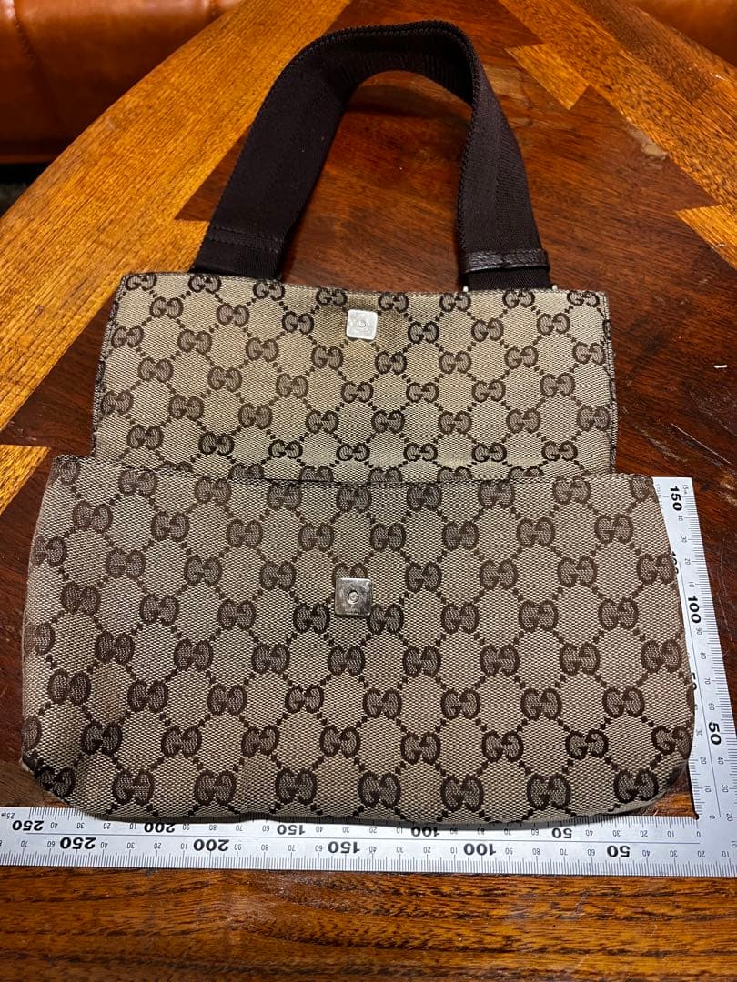 【値下げ】GUCCI GGキャンバス ボディバッグ