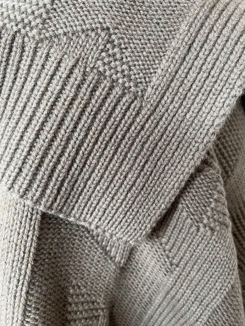 【エルメス】エルメス　ポンチョHモチーフ　新品　34サイズ