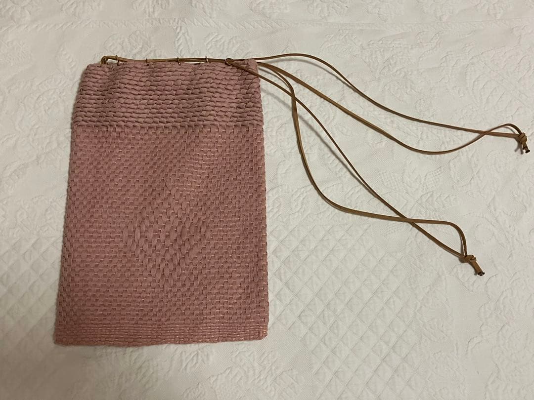 lilas.junko⭐︎ SIRISIRI ピンク 編み 巾着型 バッグ