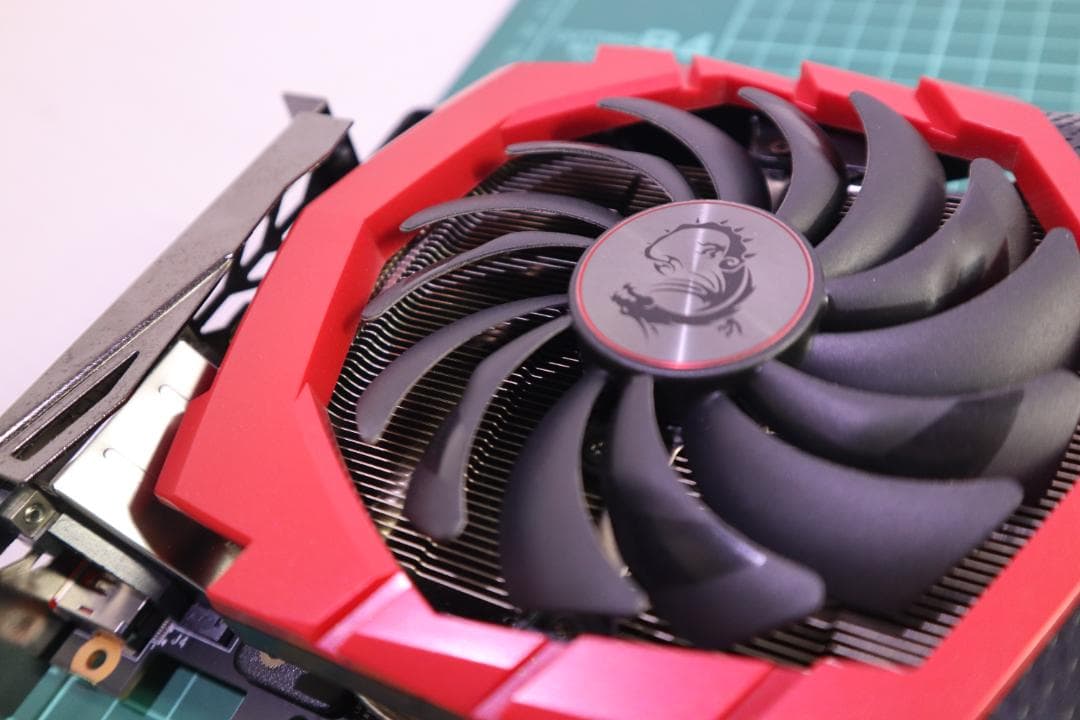 MSI GeForce GTX 1060 6GBグラフィックボード