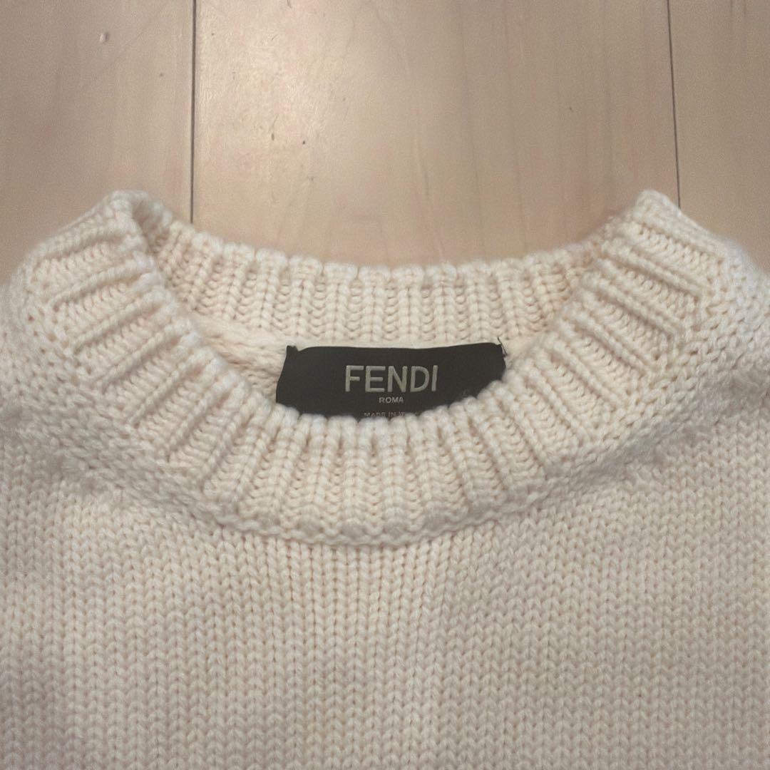【新品】FENDI ロゴ ニット