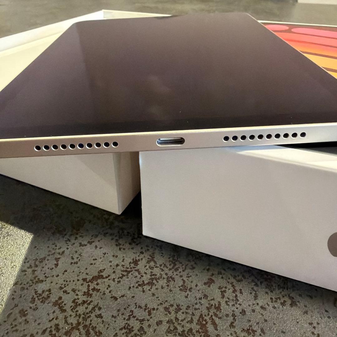 ※値下げ中【Spigenケース付】iPad mini A17 Pro 128GB