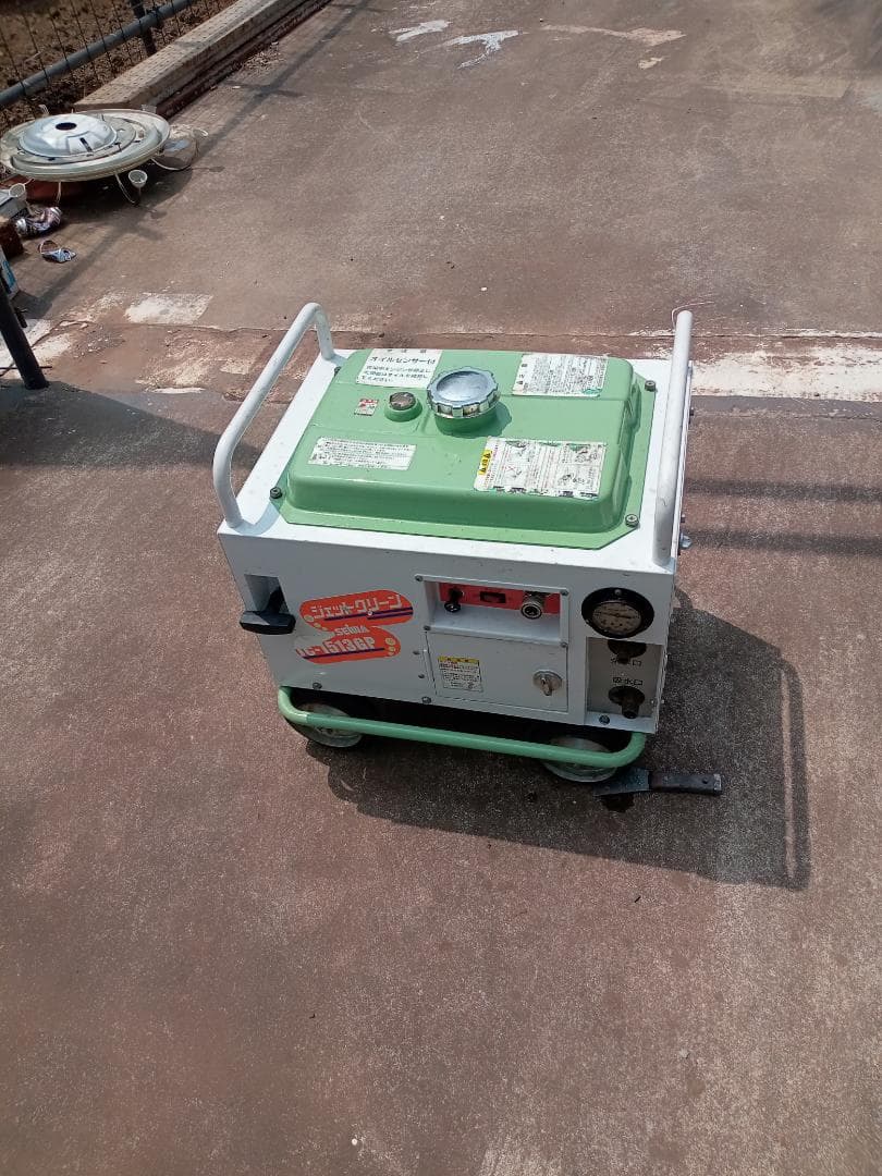 JC-1513GP高圧洗浄機 ホースリール付きフルセットです。