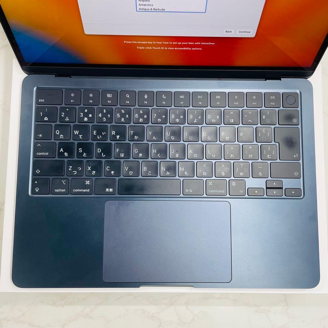 MacBook Air 2022 13インチ M2 8GB 256GB