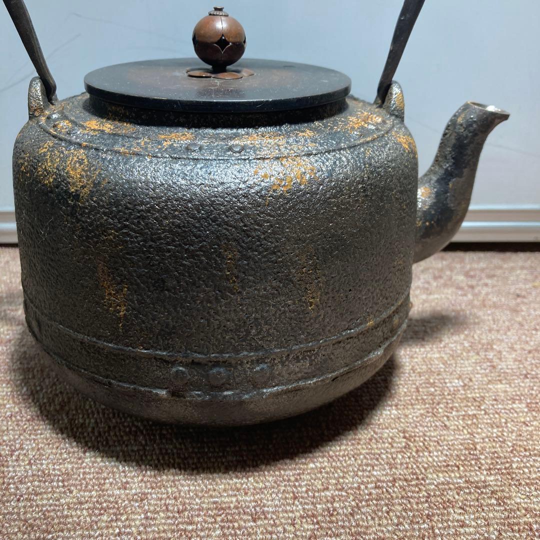 龍文堂富士図銀象嵌入り鉄瓶