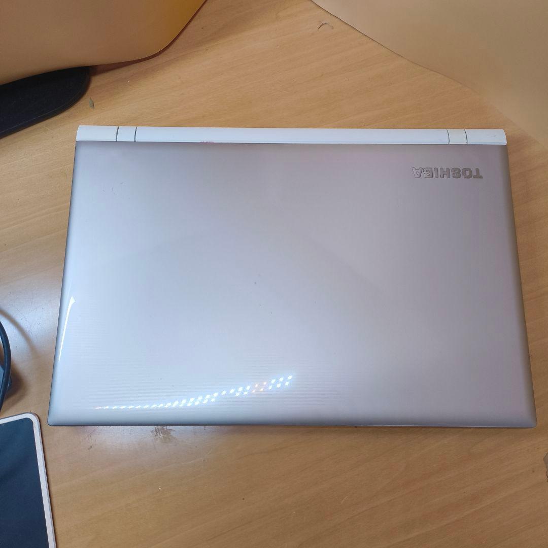 東芝ノートパソコン dynabook T75/UG/ ジャンク扱い