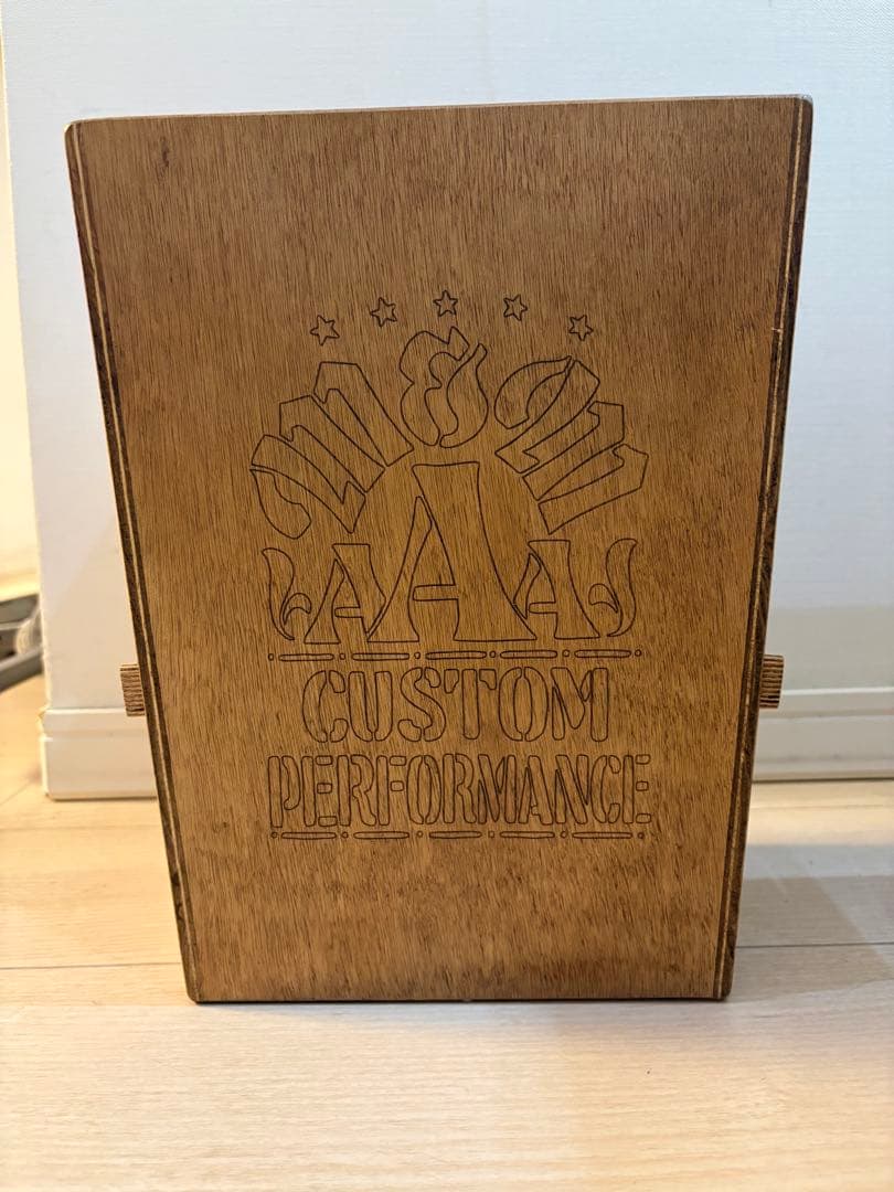 M&M Furniture CUSTOM PERFORMANCE ゴミ箱