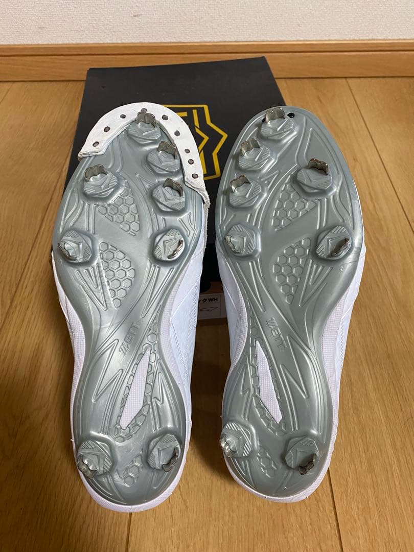 【ジロージャン】ZETT BSRZ216WH スパイクシューズ