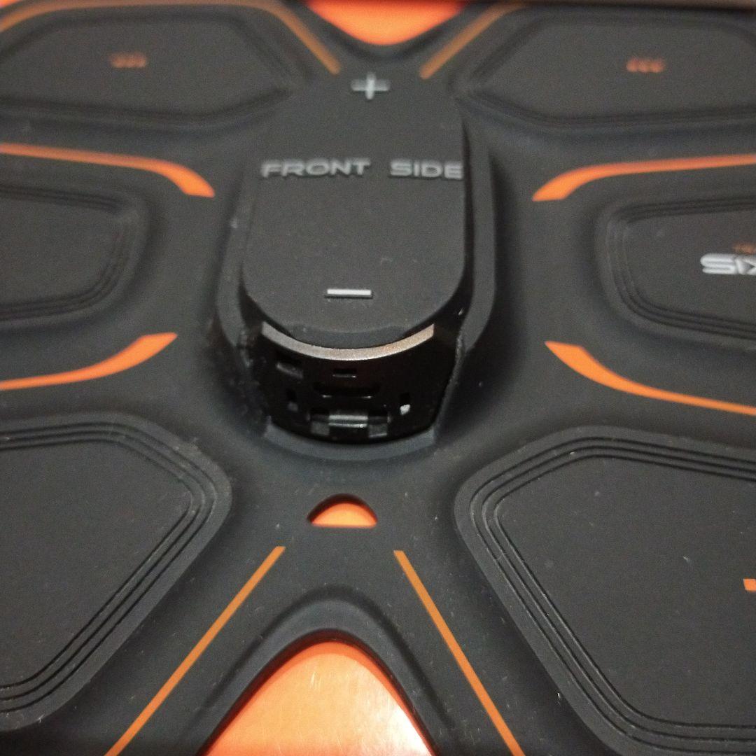 純正新品ジェル付　SIXPAD シックスパッド アブズベルト　充電器付