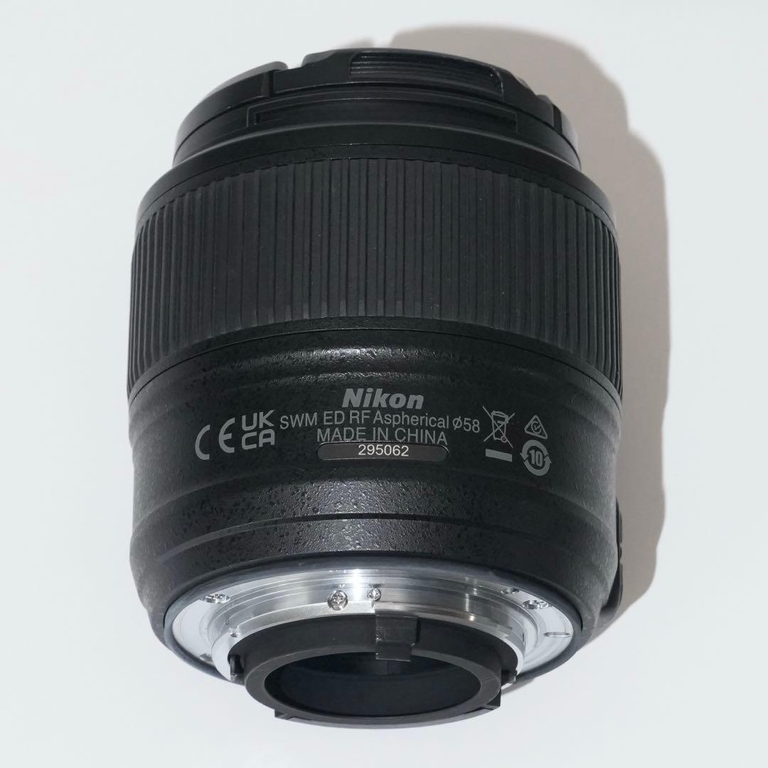 デジタルカメラ NIKON D780 + AF-S 35mm f1.8G ED + SB-700