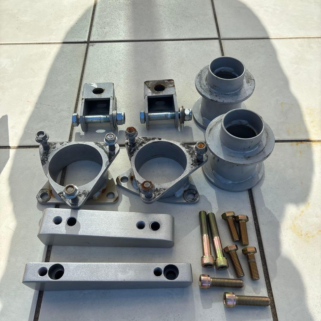 アメ車　リフトアップ　3インチ