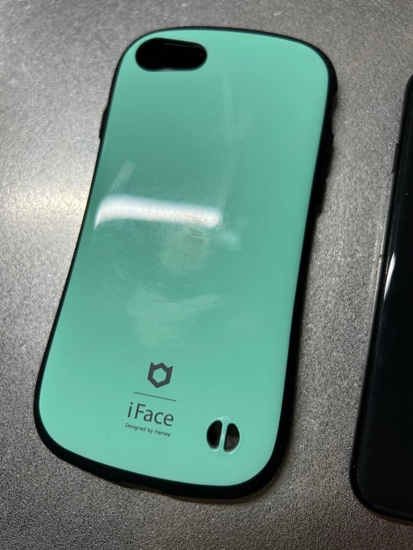 iPhone SE 第2世代 128GB ブラック SIMフリー ケース付き