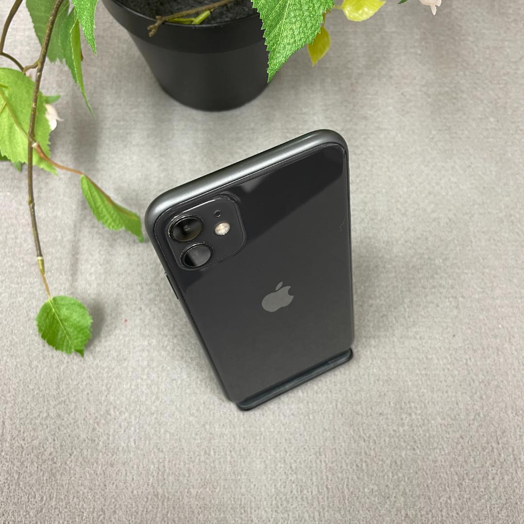 iPhone 11 128GB ブラック 国内SIMフリー 送料無料