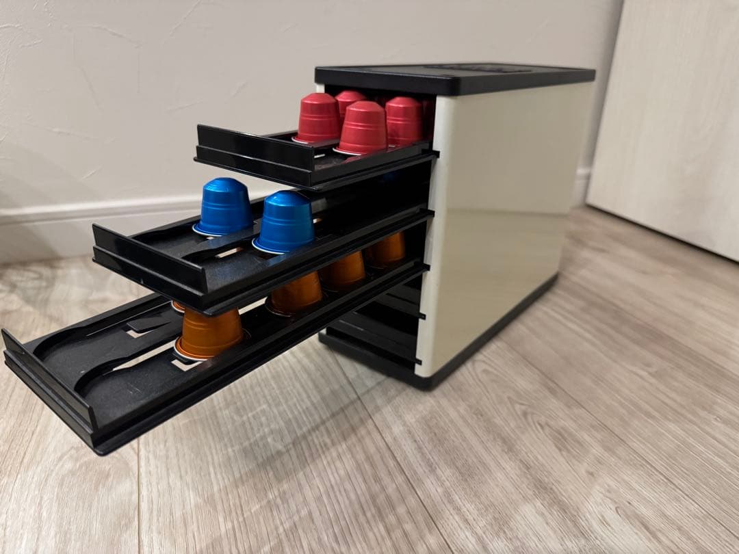 ネスプレッソ 本体 　ミルクフォーマー 　カプセルフォルダー セット