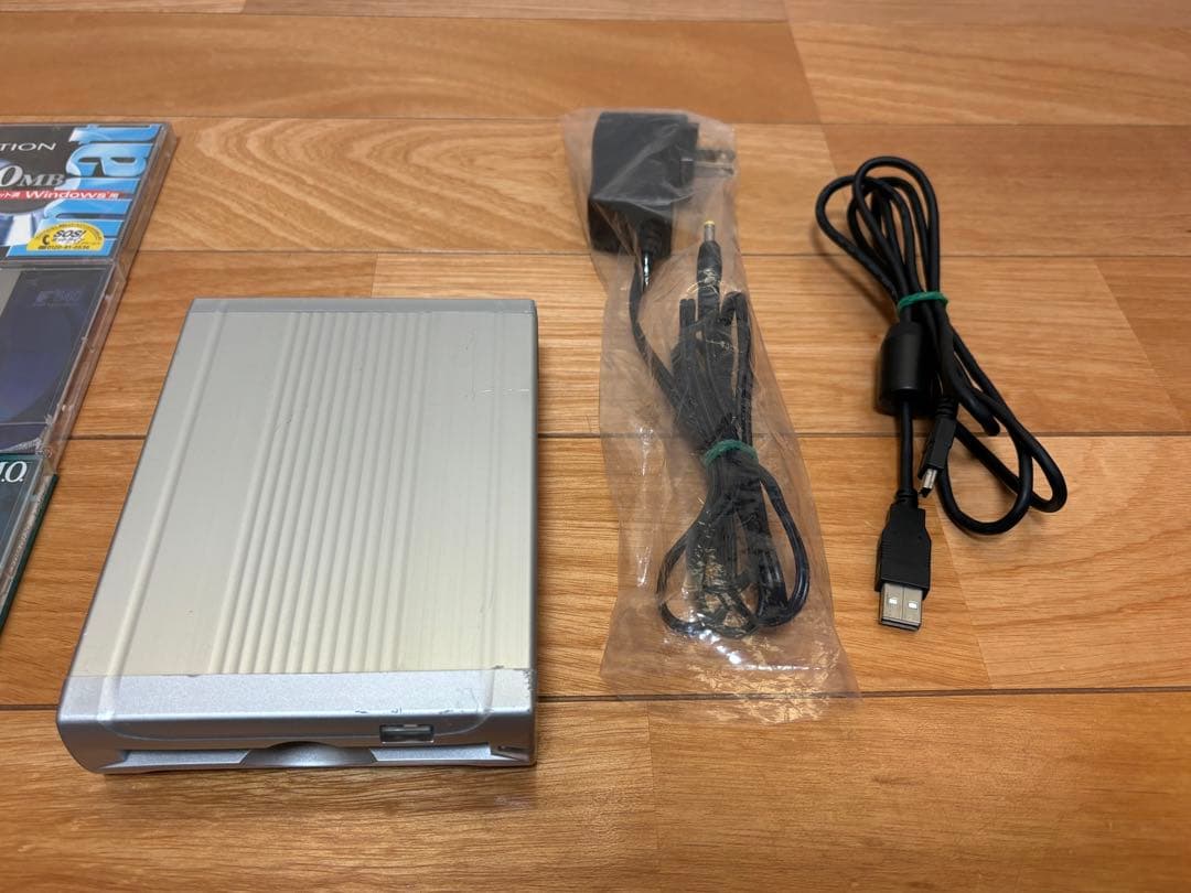 ロジテックMOドライブ 2.3GB LMO-FB2360U2 おまけ付き