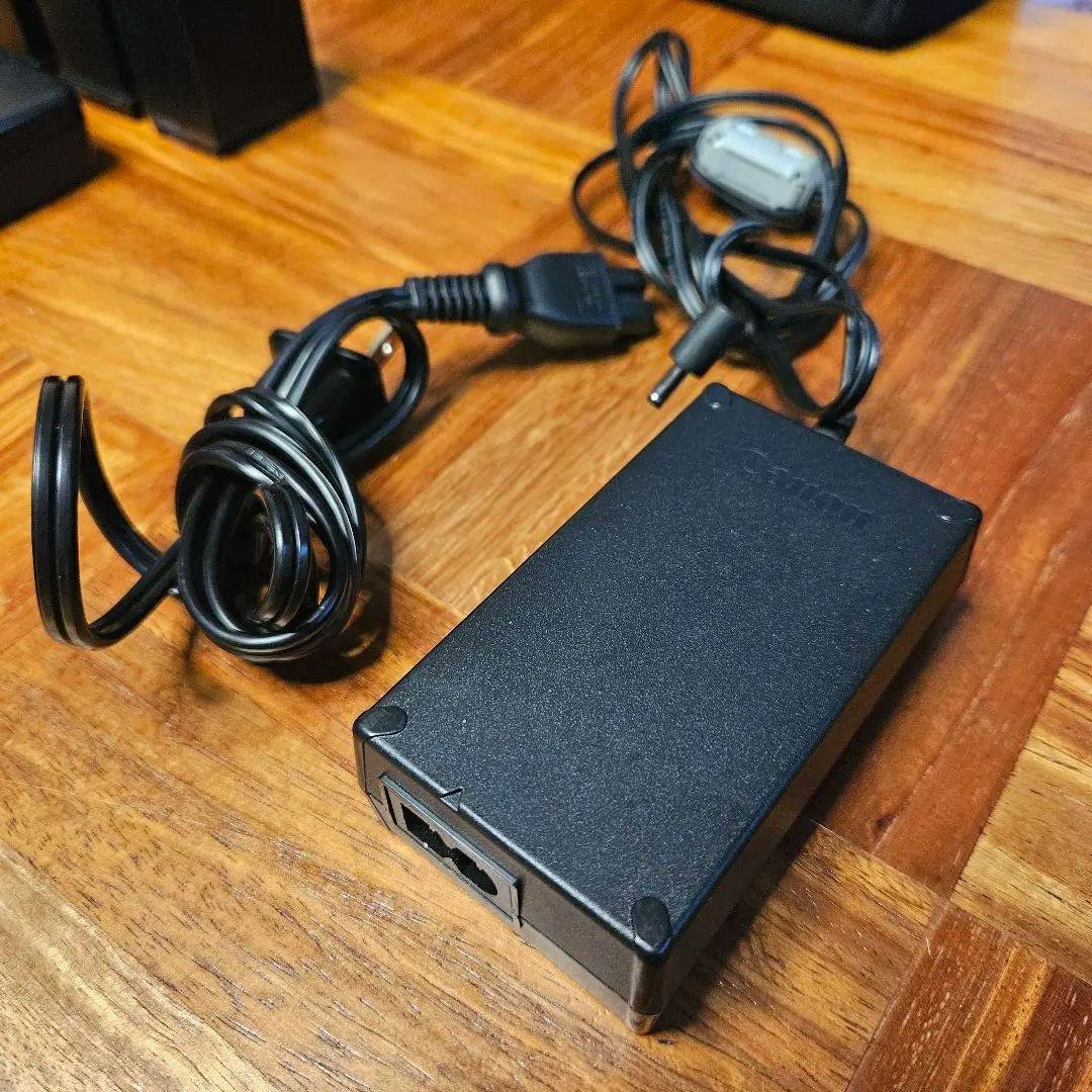 【匿名配送】Canon XA30業務用HDビデオカメラ バッテリー3個ケース付き