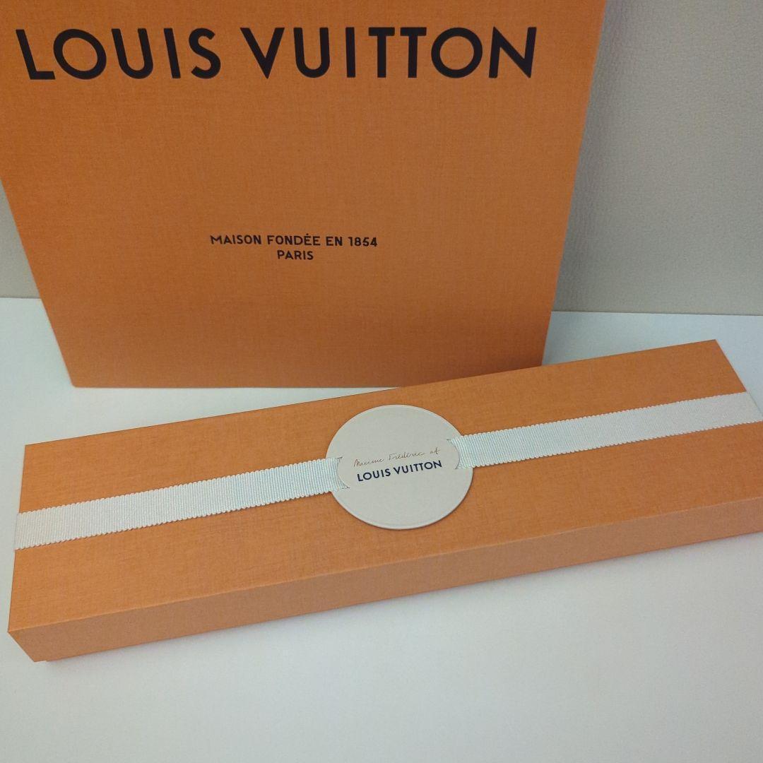 パリ Louis Vuitton チョコレート マシュマロ　ヴィヴィエンヌ　限定