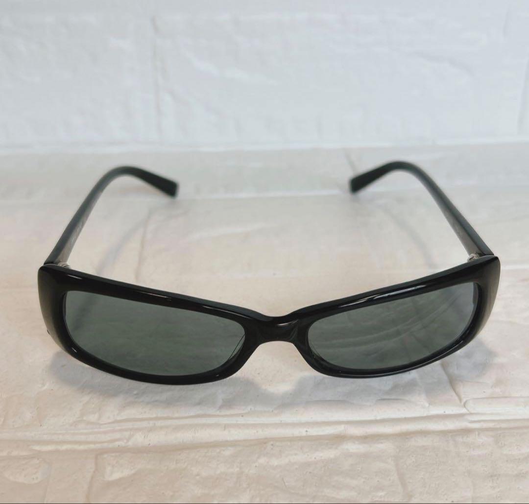 MIUMIU スクエアサングラス