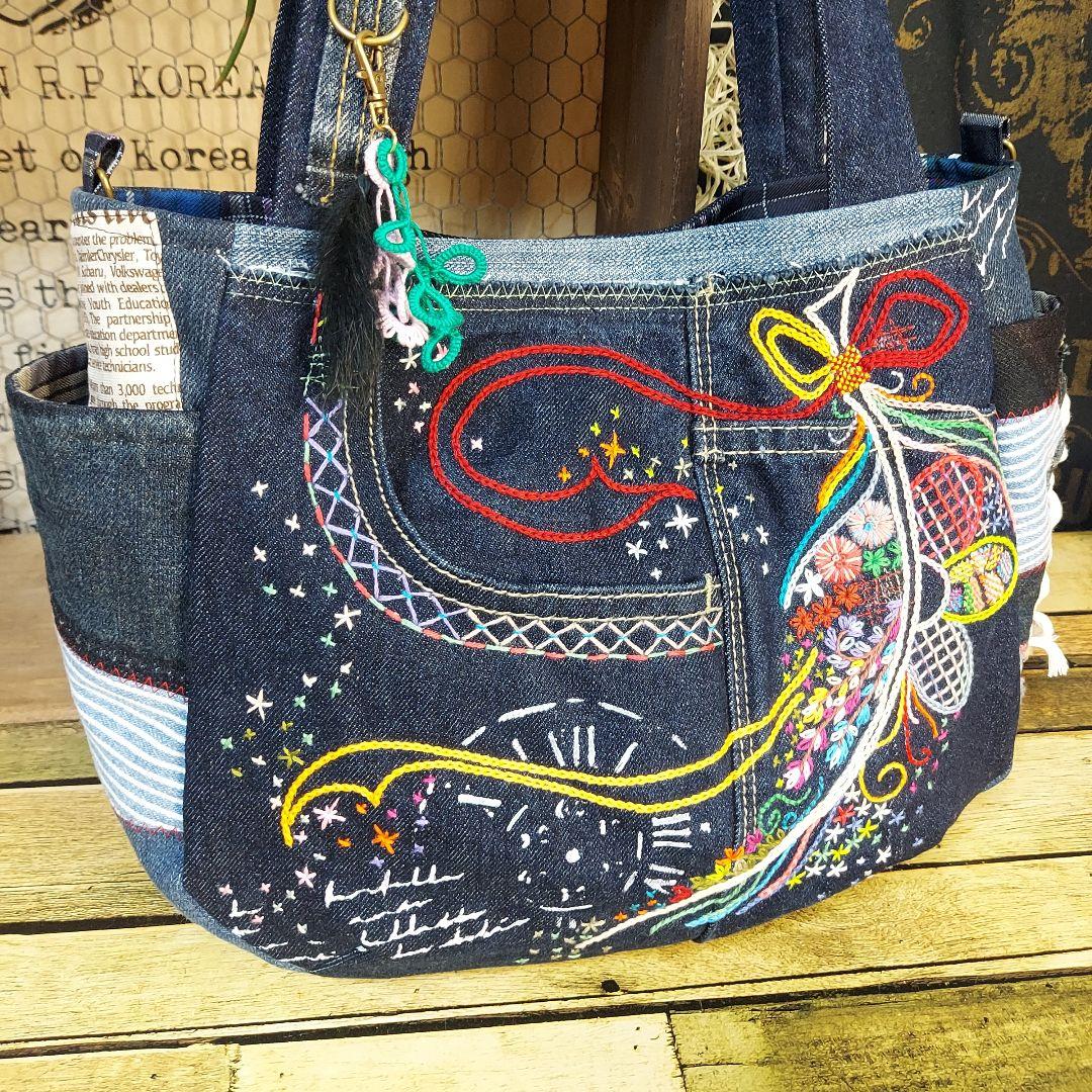 【ぽこぽん】刺繍デニムバック　No.634　デニムリメイク　刺繍バック