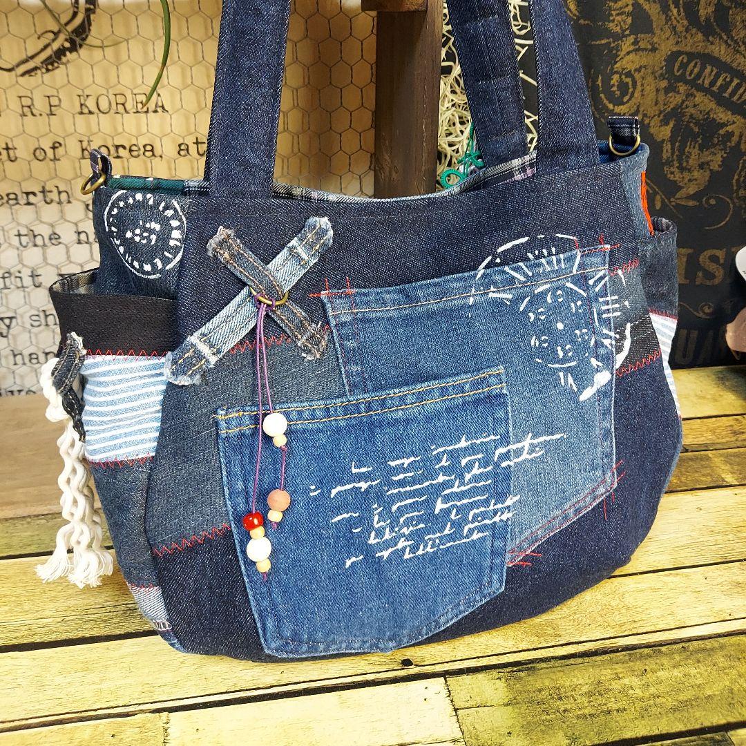 【ぽこぽん】刺繍デニムバック　No.634　デニムリメイク　刺繍バック