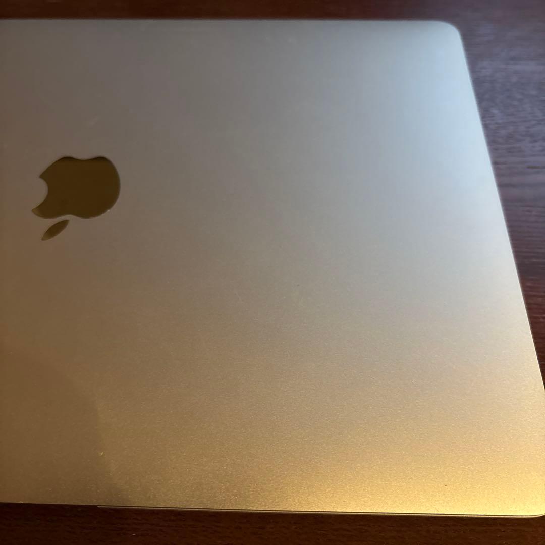 MacBook Air Late2020(M1)メモリ8GBストレージ256GB