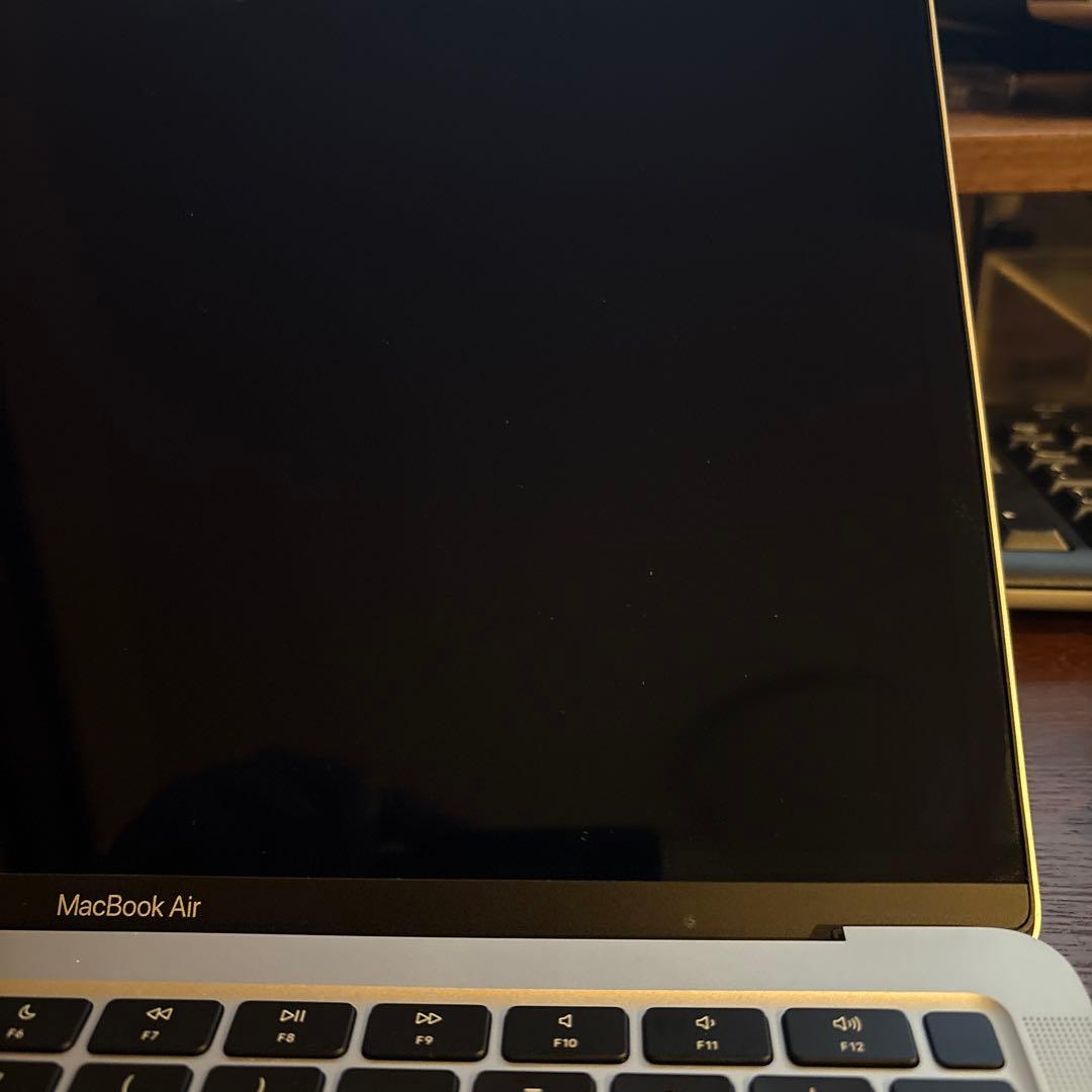 MacBook Air Late2020(M1)メモリ8GBストレージ256GB