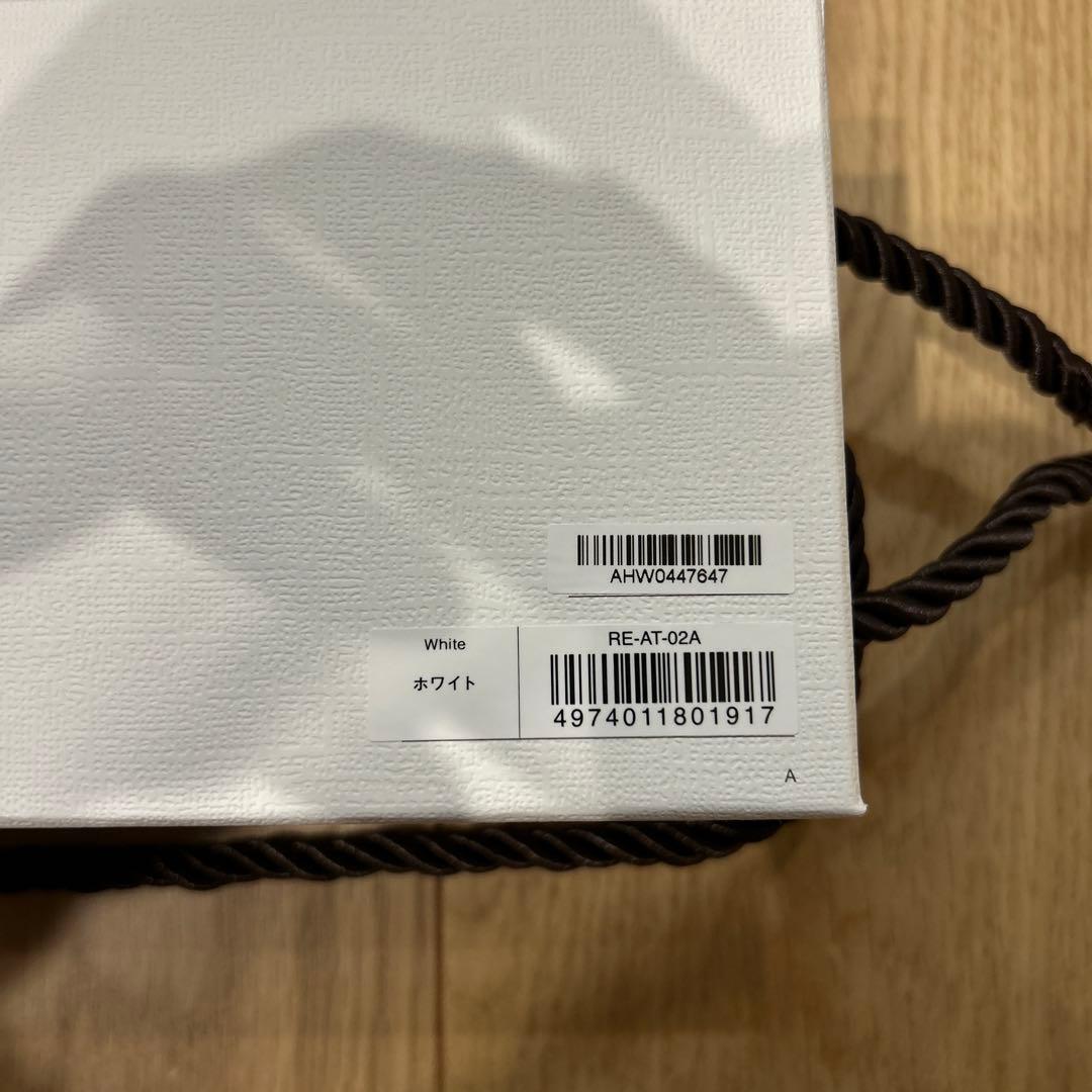 【新品未使用】リファ ストレート アイロン プロ RE-AT-02A ホワイト