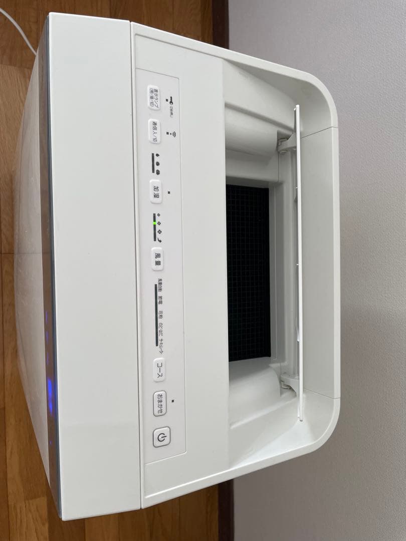 【土日限定値下げ】DAIKIN 空気清浄機 MCK70VBK-W