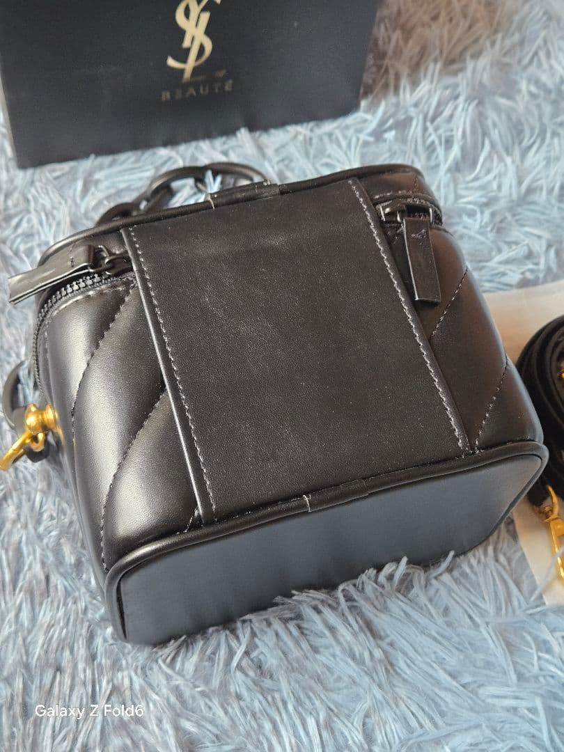 イヴ・サンローラン（YSL）Beaute ノベルティ 2WAY バニティバッグ