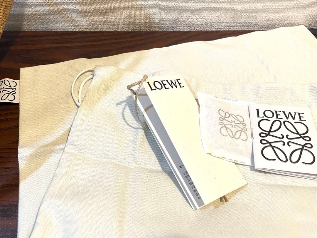 【新品未使用】LOEWE ロエベ シェルバスケットスモール カゴバッグ