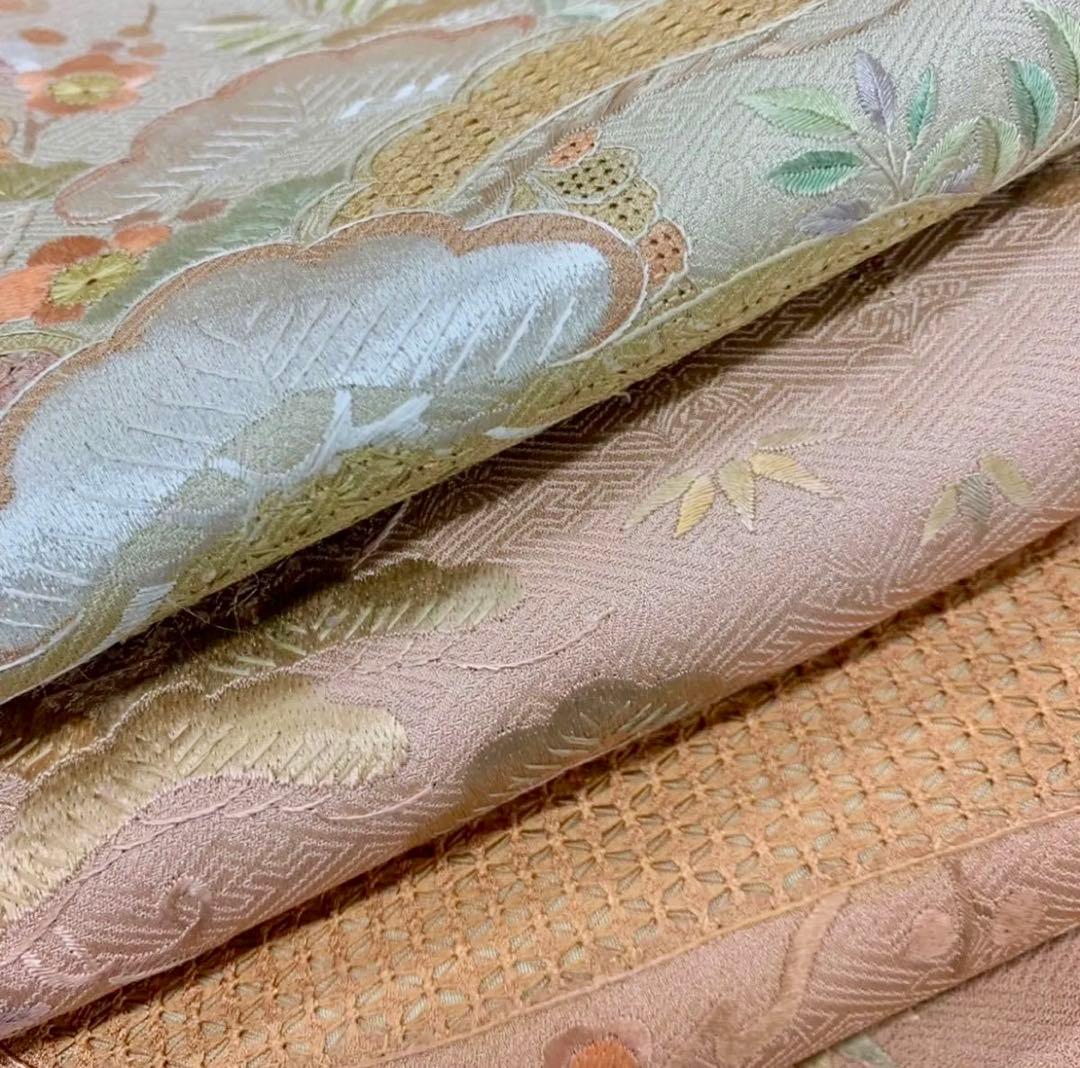 正絹　袷　紋綸子地　汕頭、蘇州刺繍　訪問着　着物　袷　美品