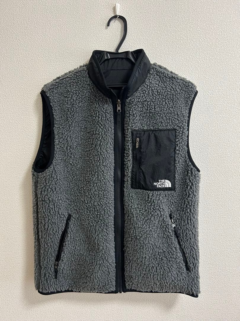 しめじ　ノースフェイス　リバーシブルエクストリームパイルベストS