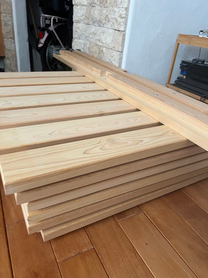 クイーンベッドフレーム 無垢材 ひのき